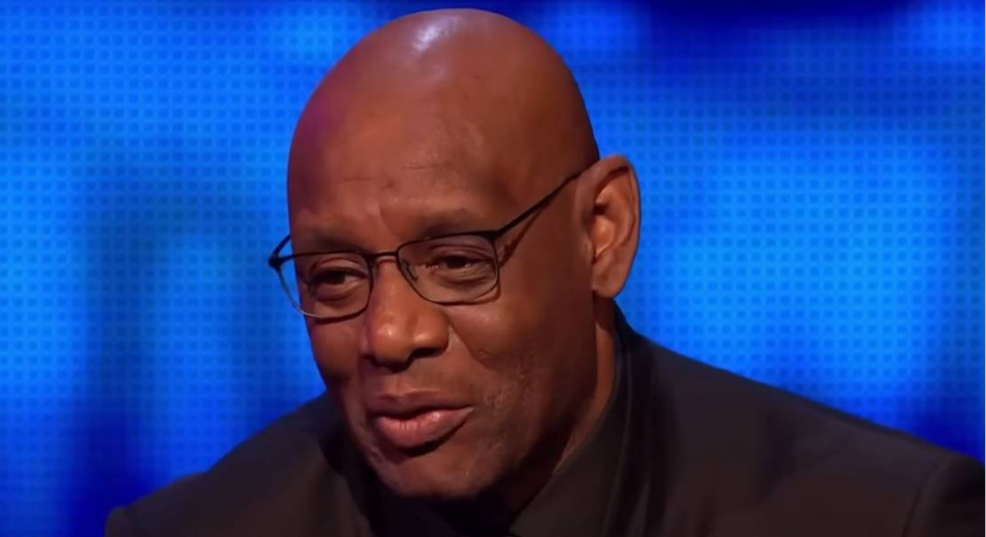 The Chase star Shaun Wallace shows off weight loss in totally topless selfie as fans flustered