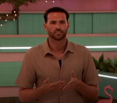 Ronnie Vint on Love Island