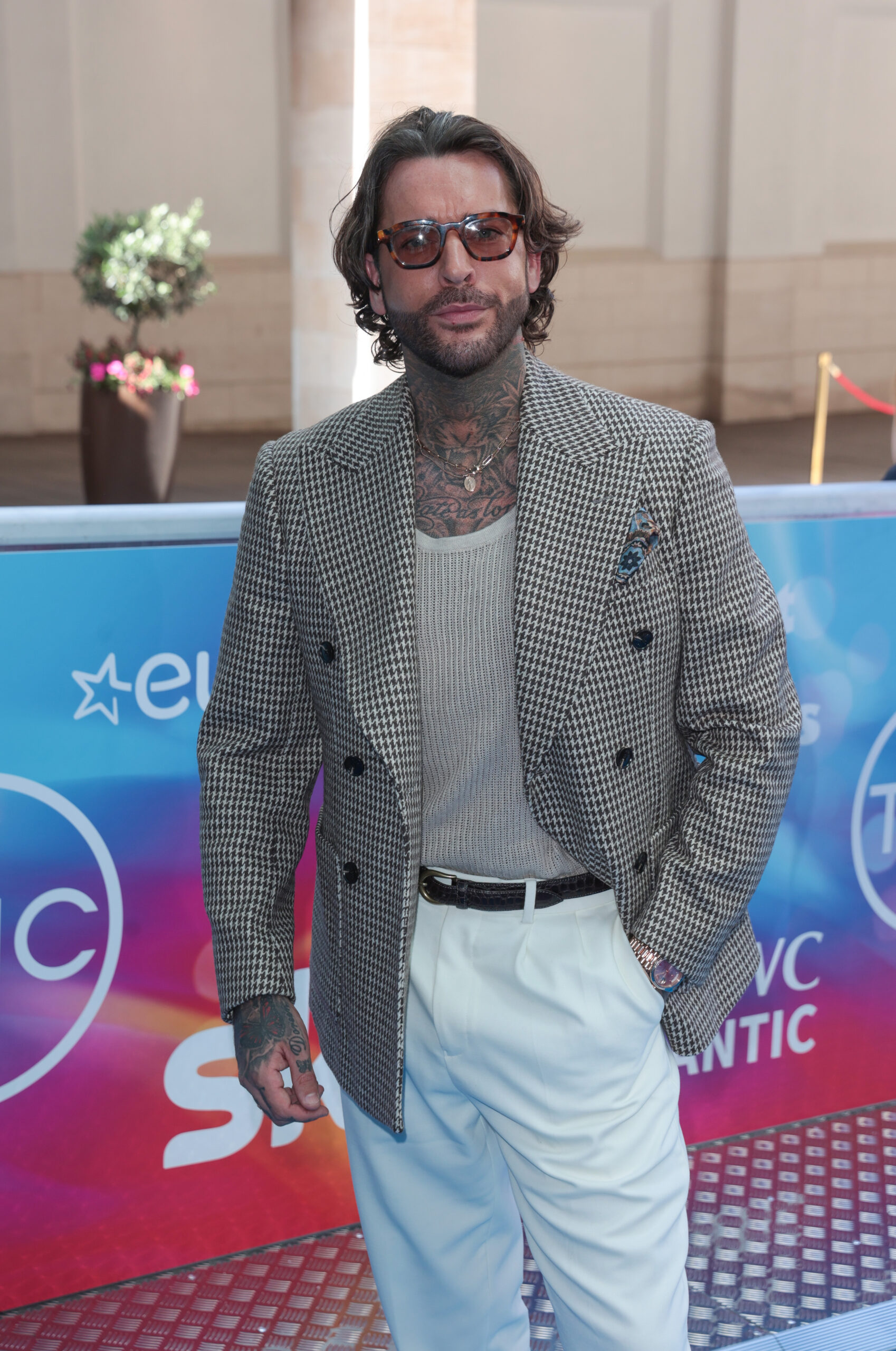 Pete Wicks at event