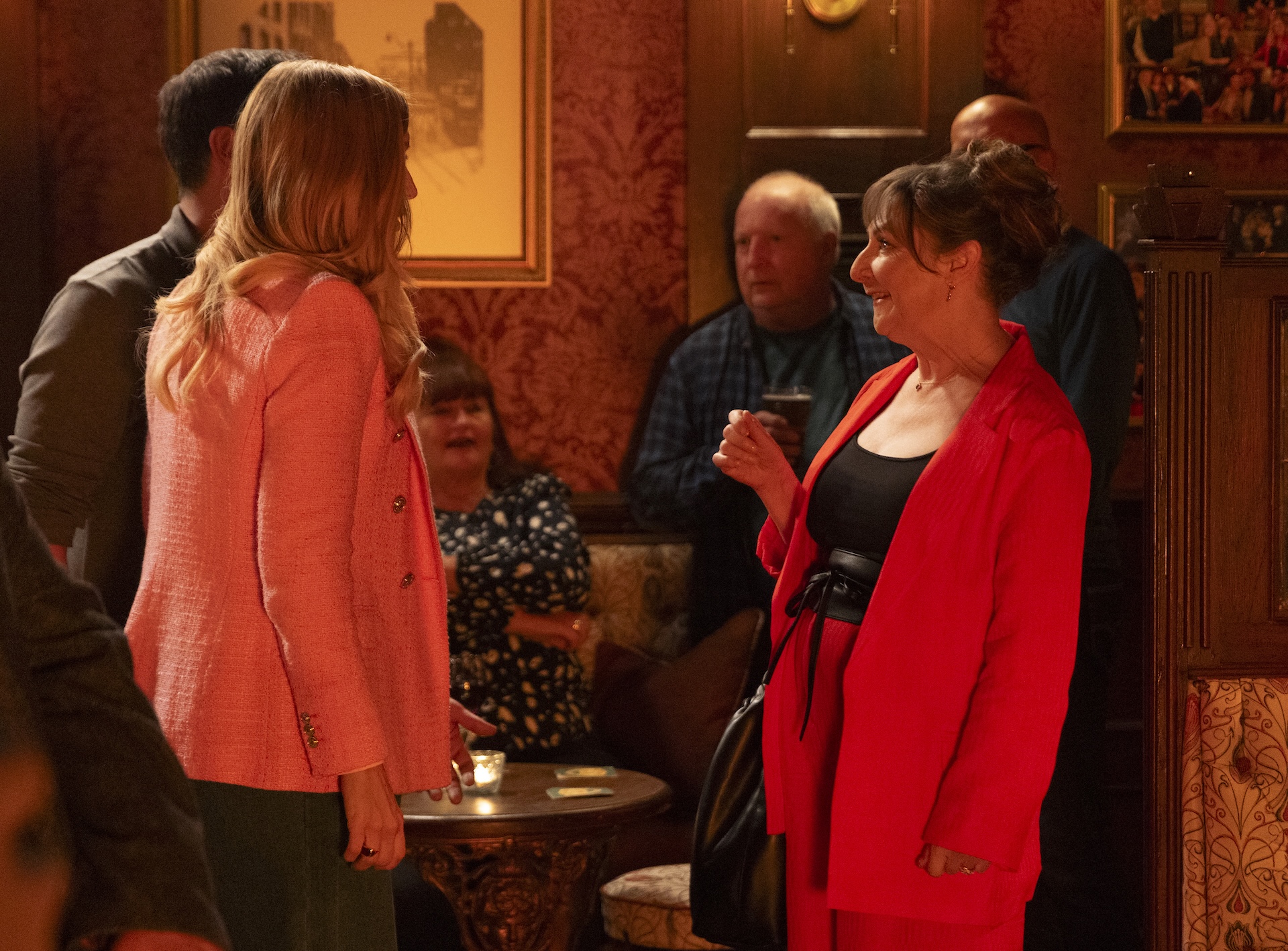 Maggie and Eva talking in Rovers