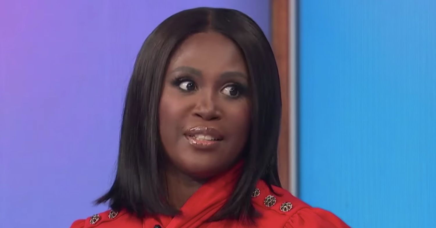 Motsi loking serious