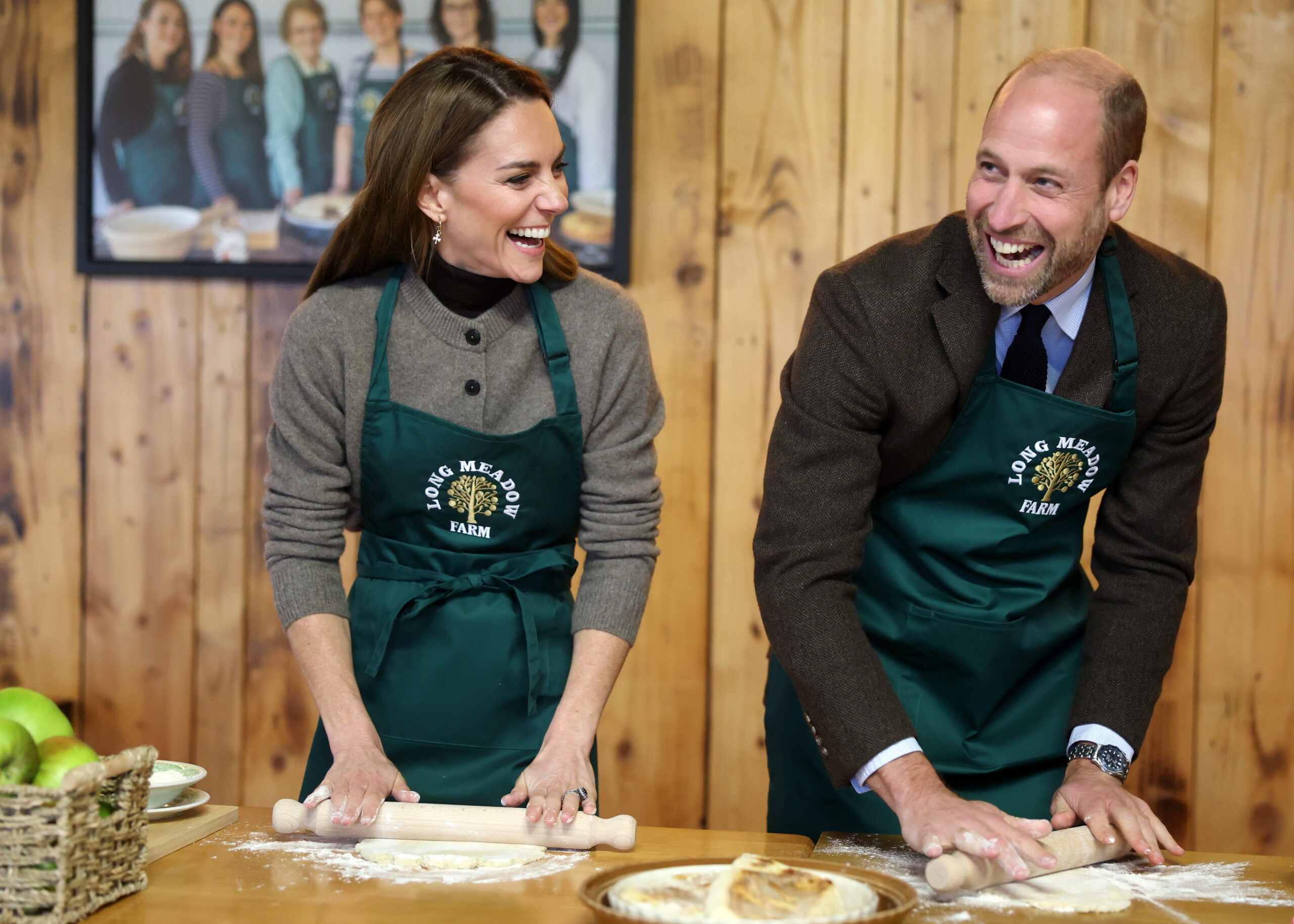 Kate Middleton and Prince William make apple bread in Northern Ireland