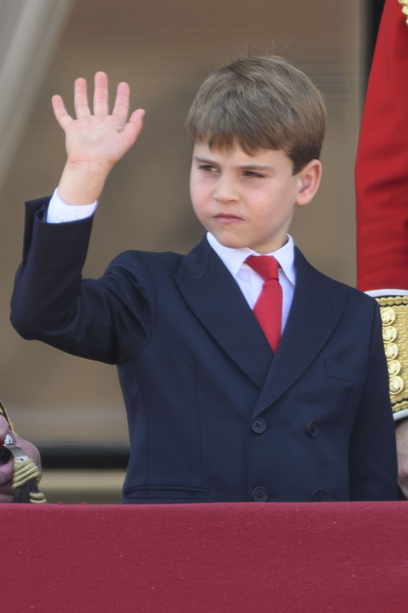Prince Louis waving on palace balcony at Trooping the Colour