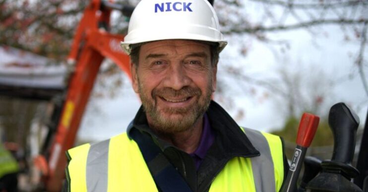Nick Knowles inn a hard hat