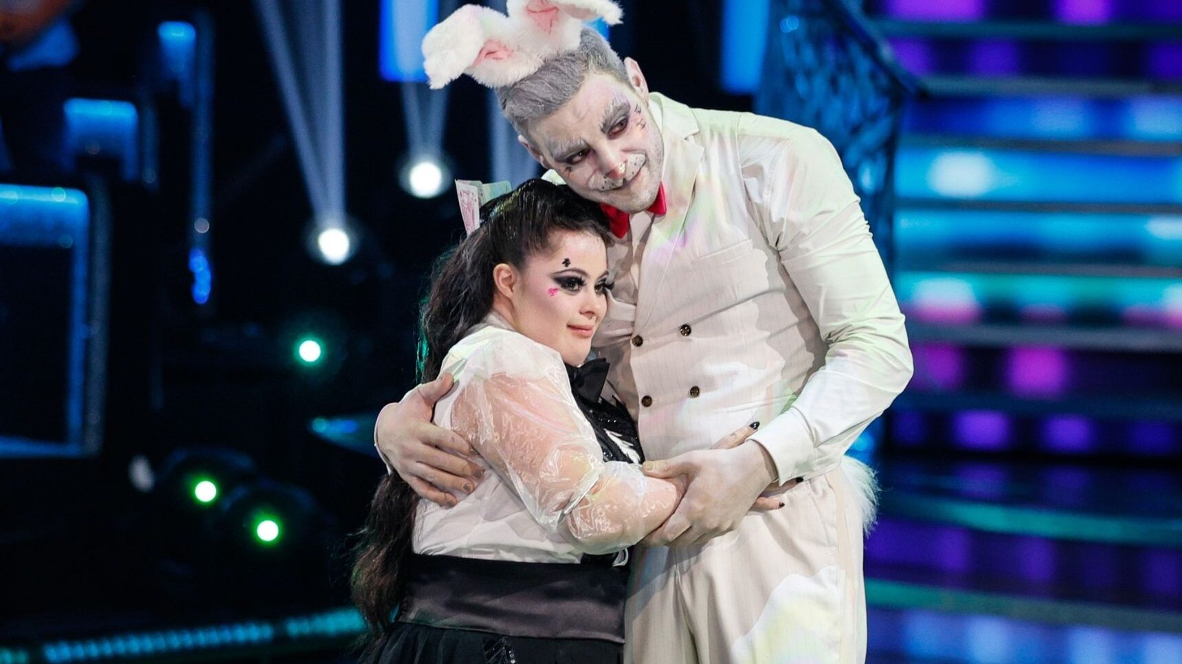 Vito Coppola cuddling Ellie Goldstein