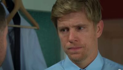 Robert can't lose Aaron again (Credit: ITV)