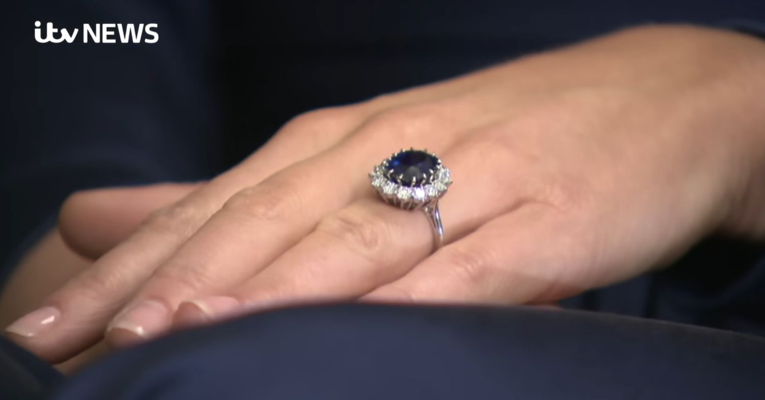 Kate Middleton showing engagement ring