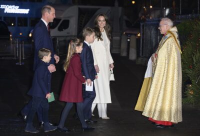 Kate Middleton with Prince William and their kids at the Christmas concert