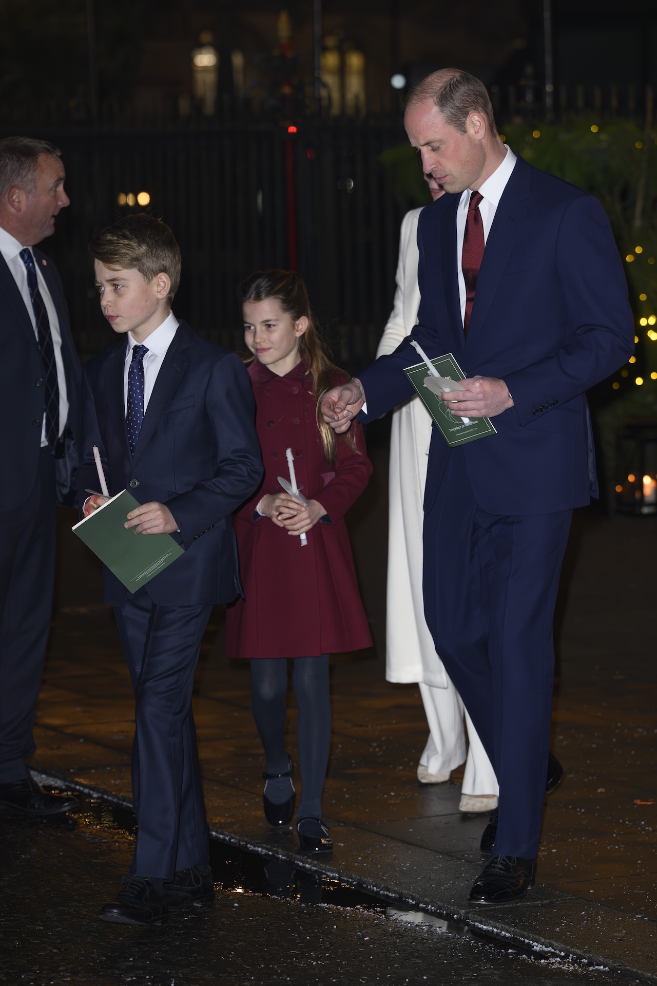 Prince William with his kids at Christmas concert