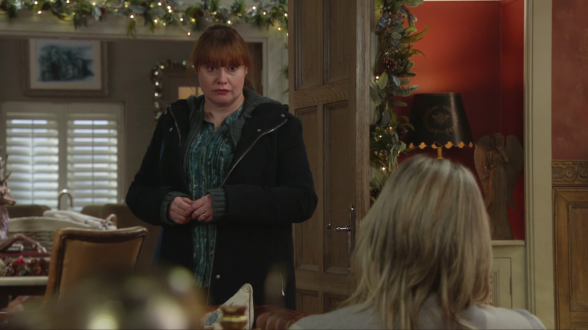 Lydia arrives to see Kim 