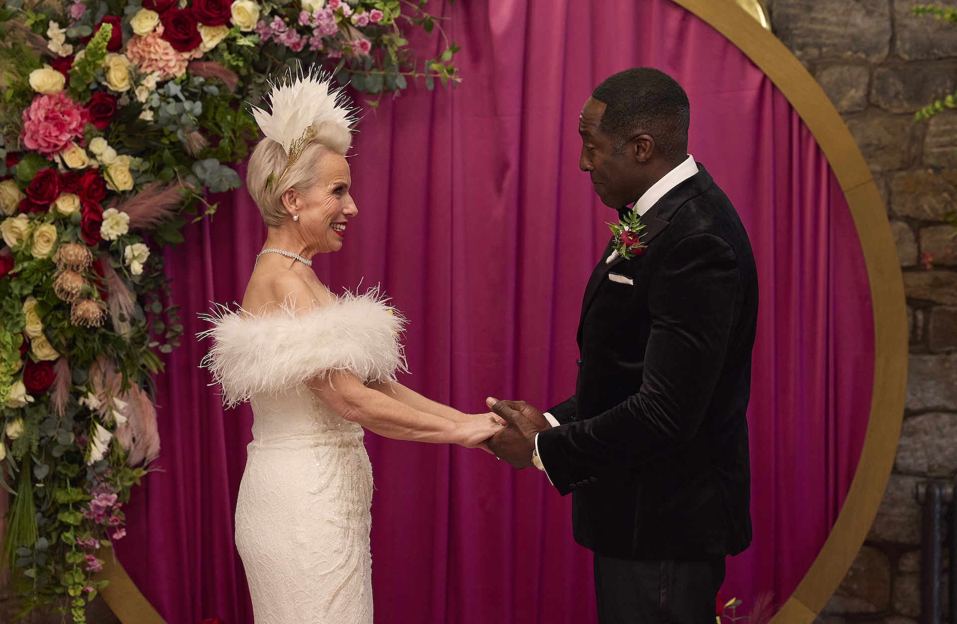 Coronation Street's Debbie and Ronnie getting married