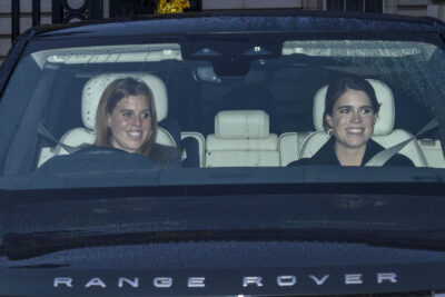 Princess Beatrice and Princess Eugenie in car to Christmas lunch