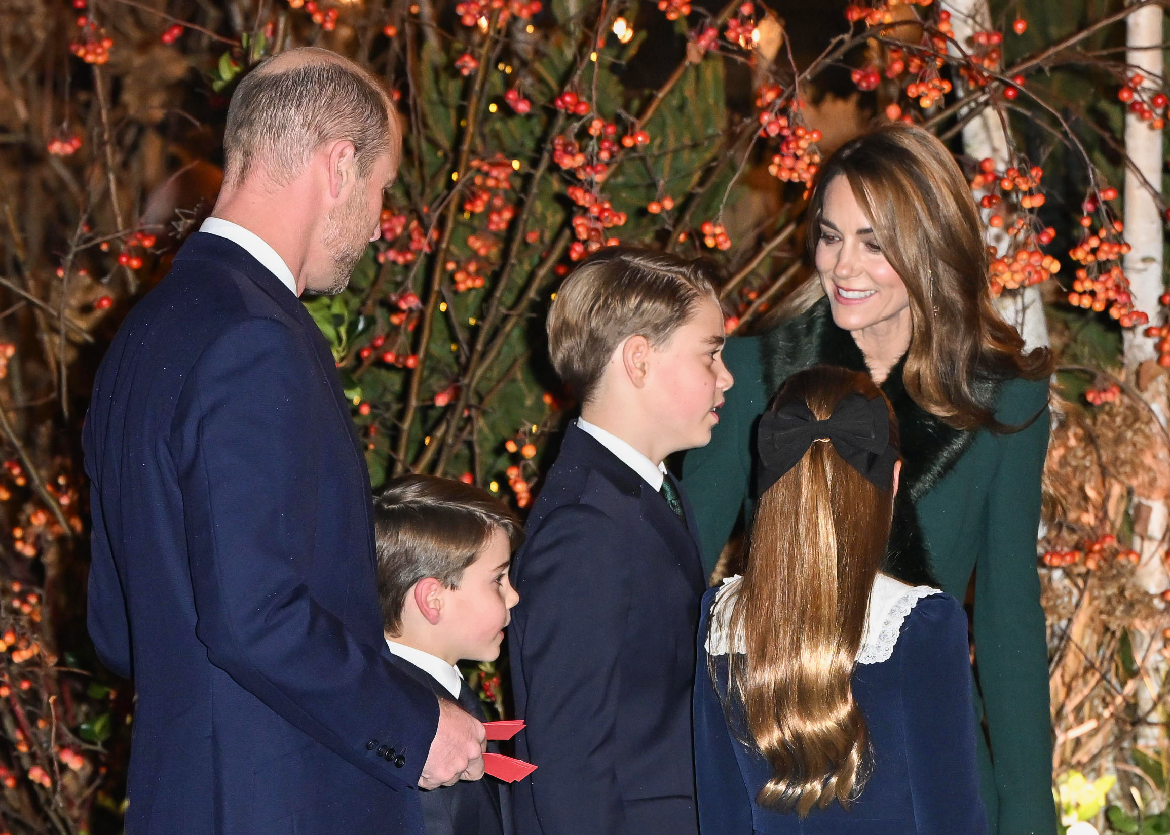 Prince William, Kate Middleton and their children at Christmas carol service