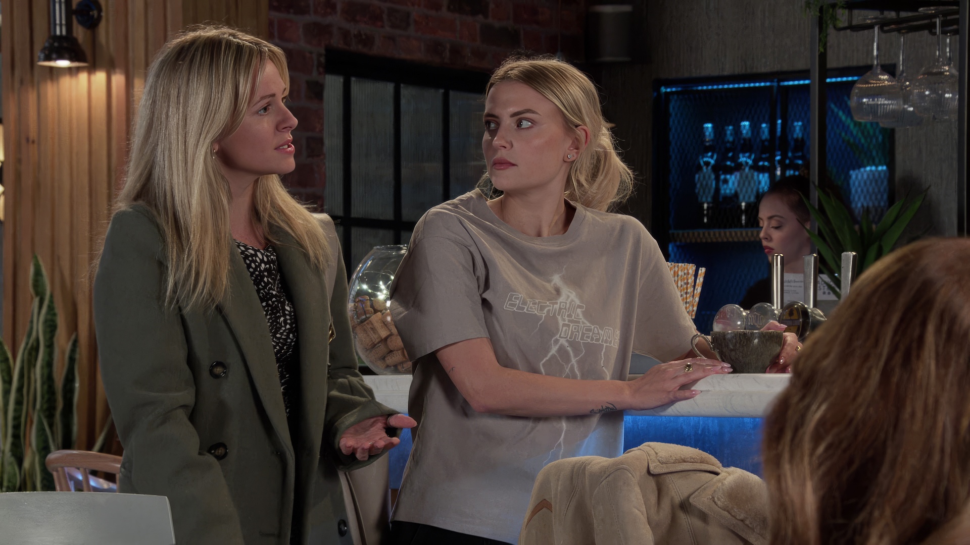 Coronation Street's Sarah and Bethany talking
