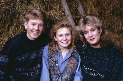 Mark, Rachel and Kate Hughes came to Emmerdale in 1988 (Credit: ITV/Shutterstock)