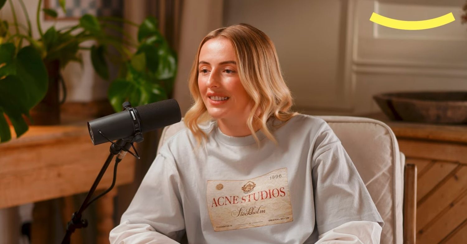 Chloe Kelly on a podcast 