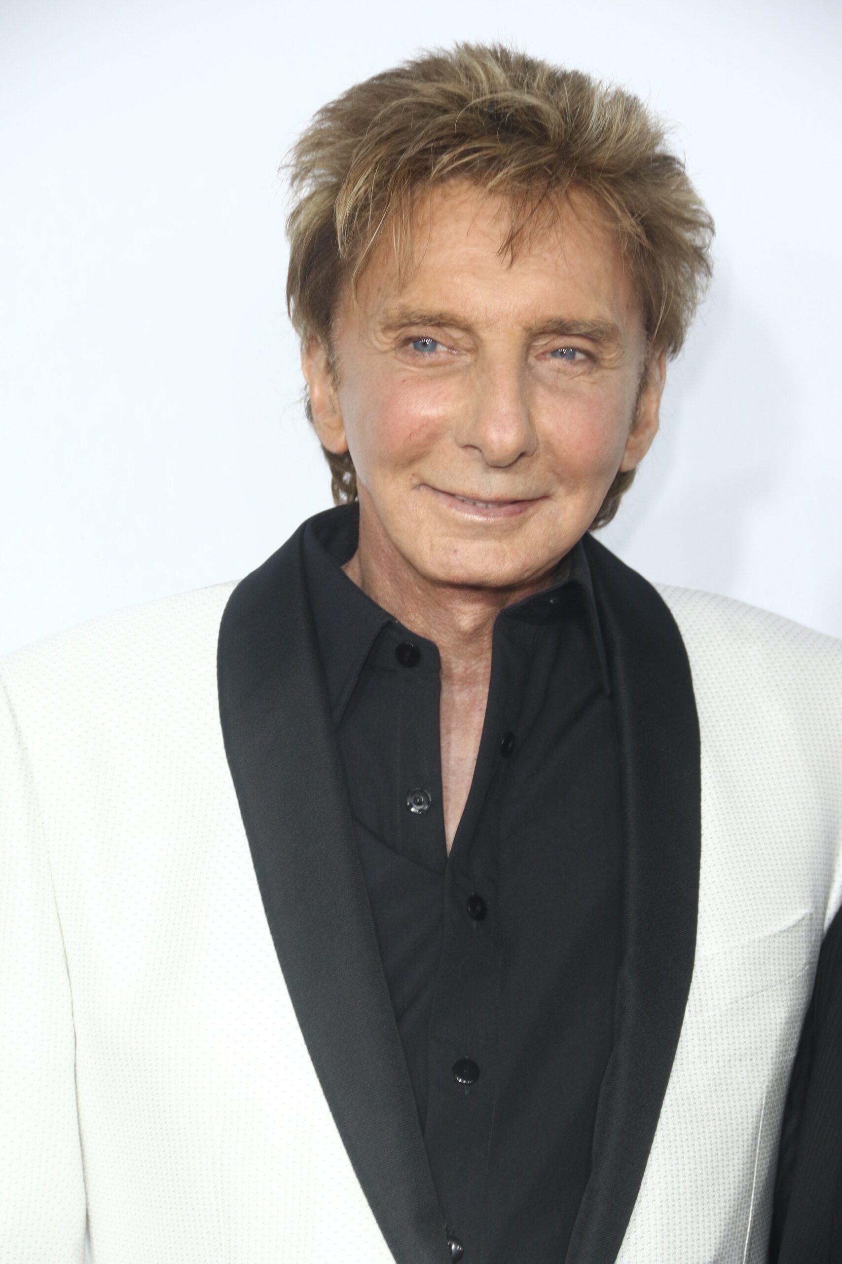 Barry Manilow smiling