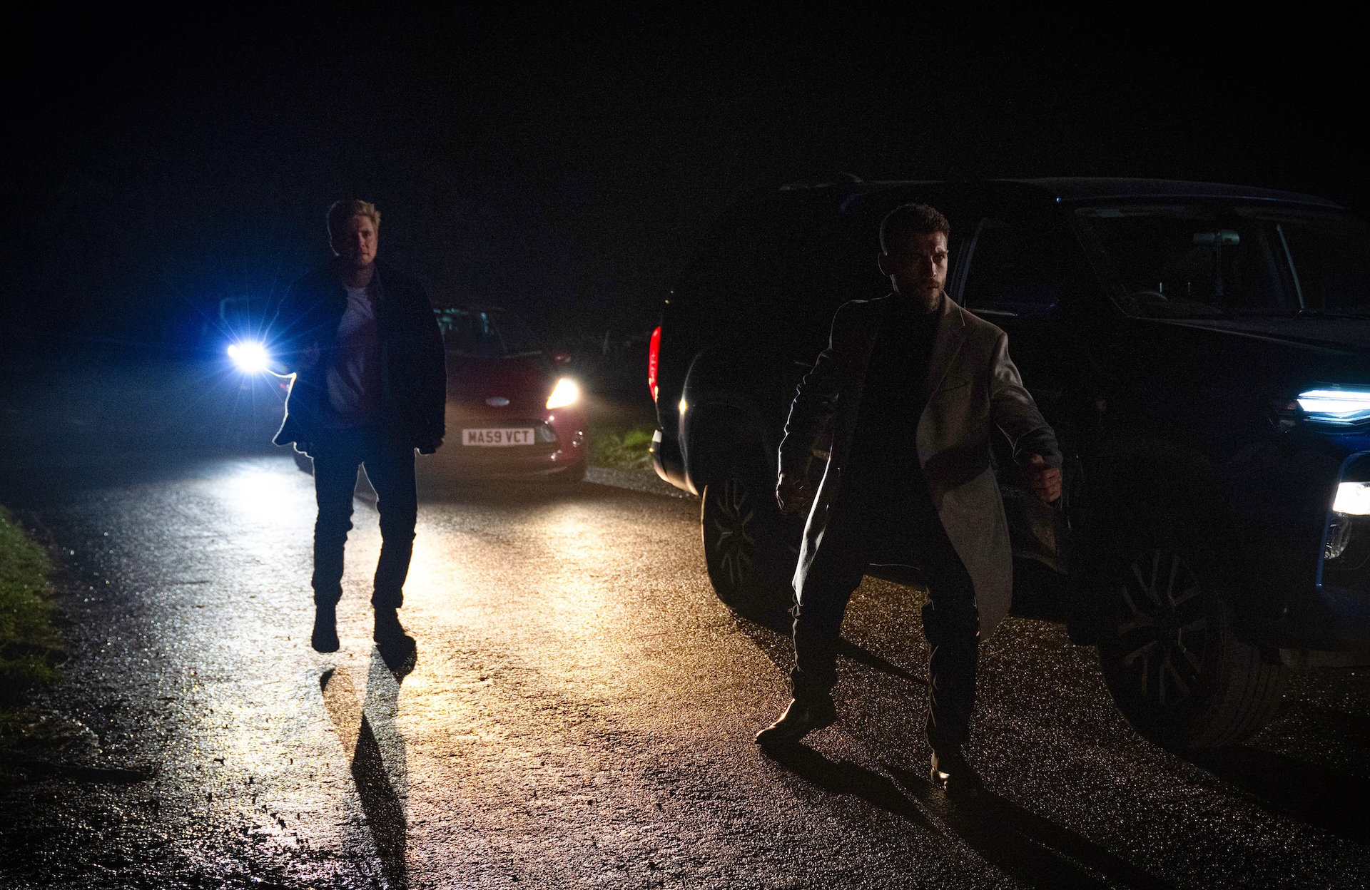 Emmerdale's Robert and Joe at scene of crash