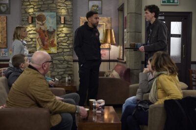 Billy tells the villagers that Ray is dead