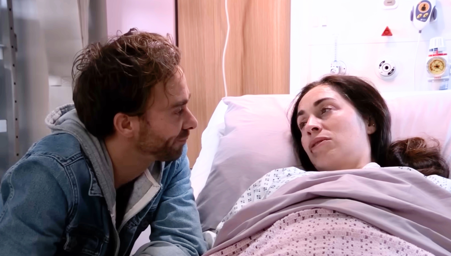 Coronation Street's David and Shona at the hospital