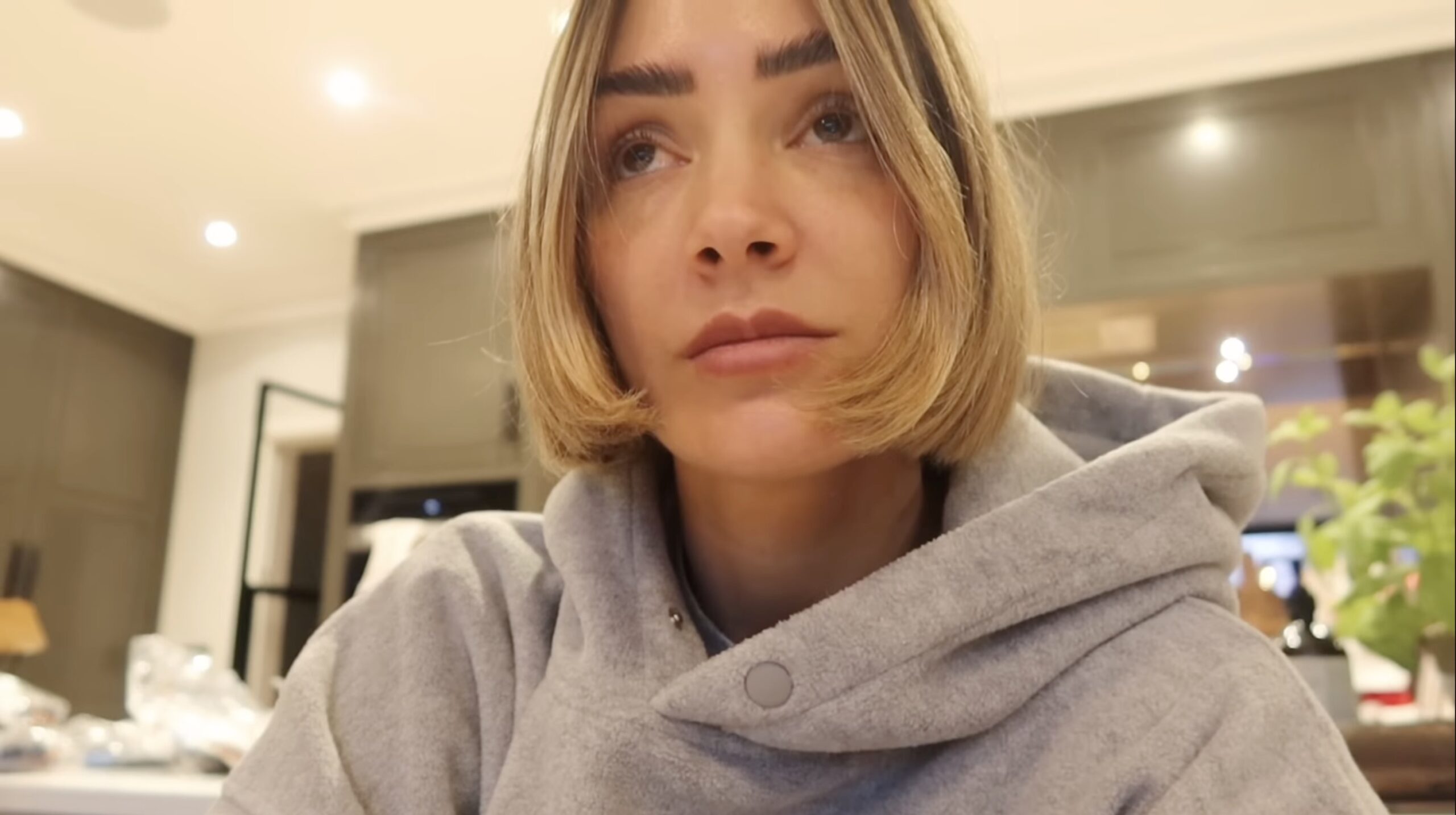 Frankie Bridge during her YouTube vlog