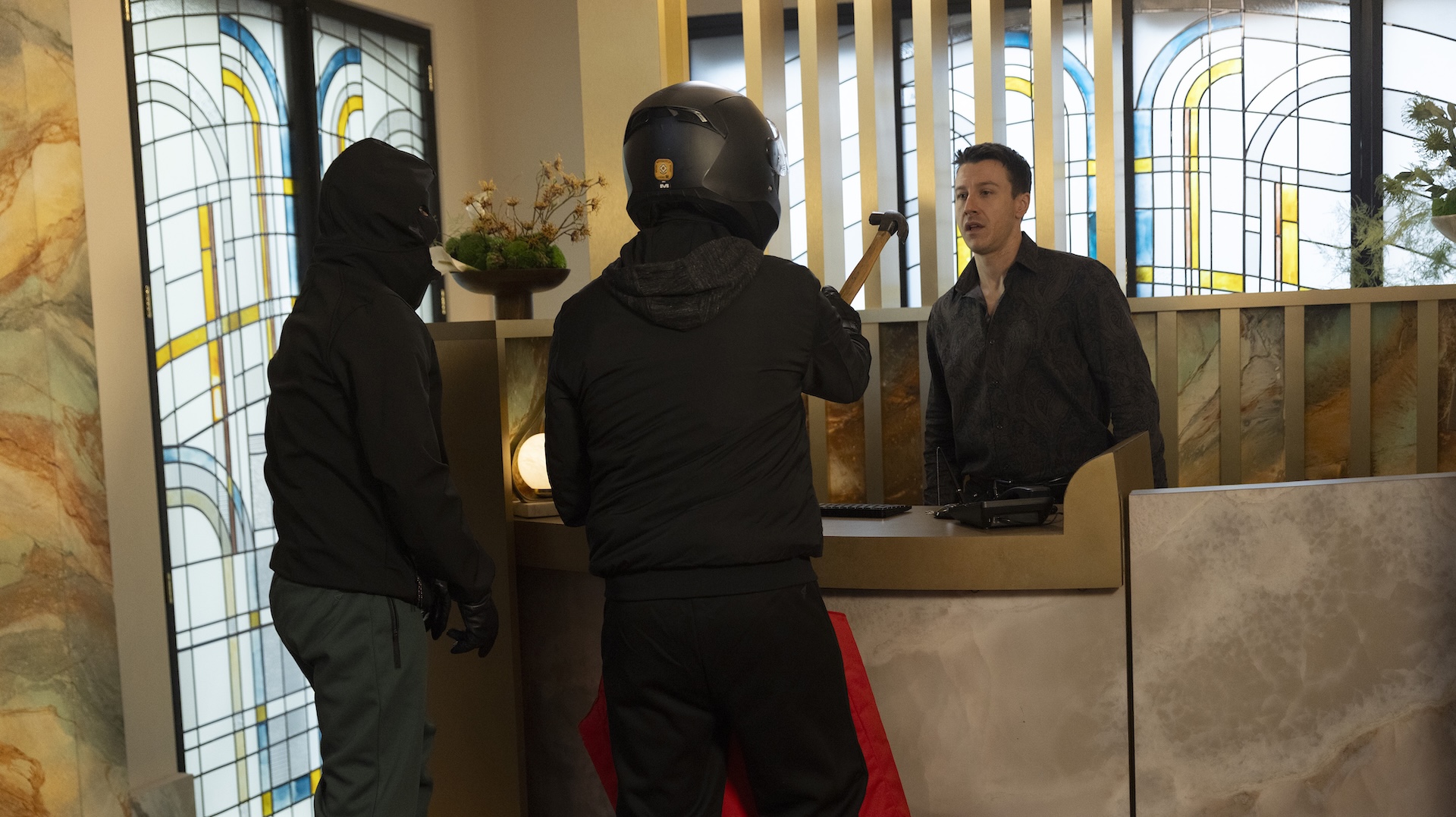 Ryan and the robbers at the hotel in Coronation Street