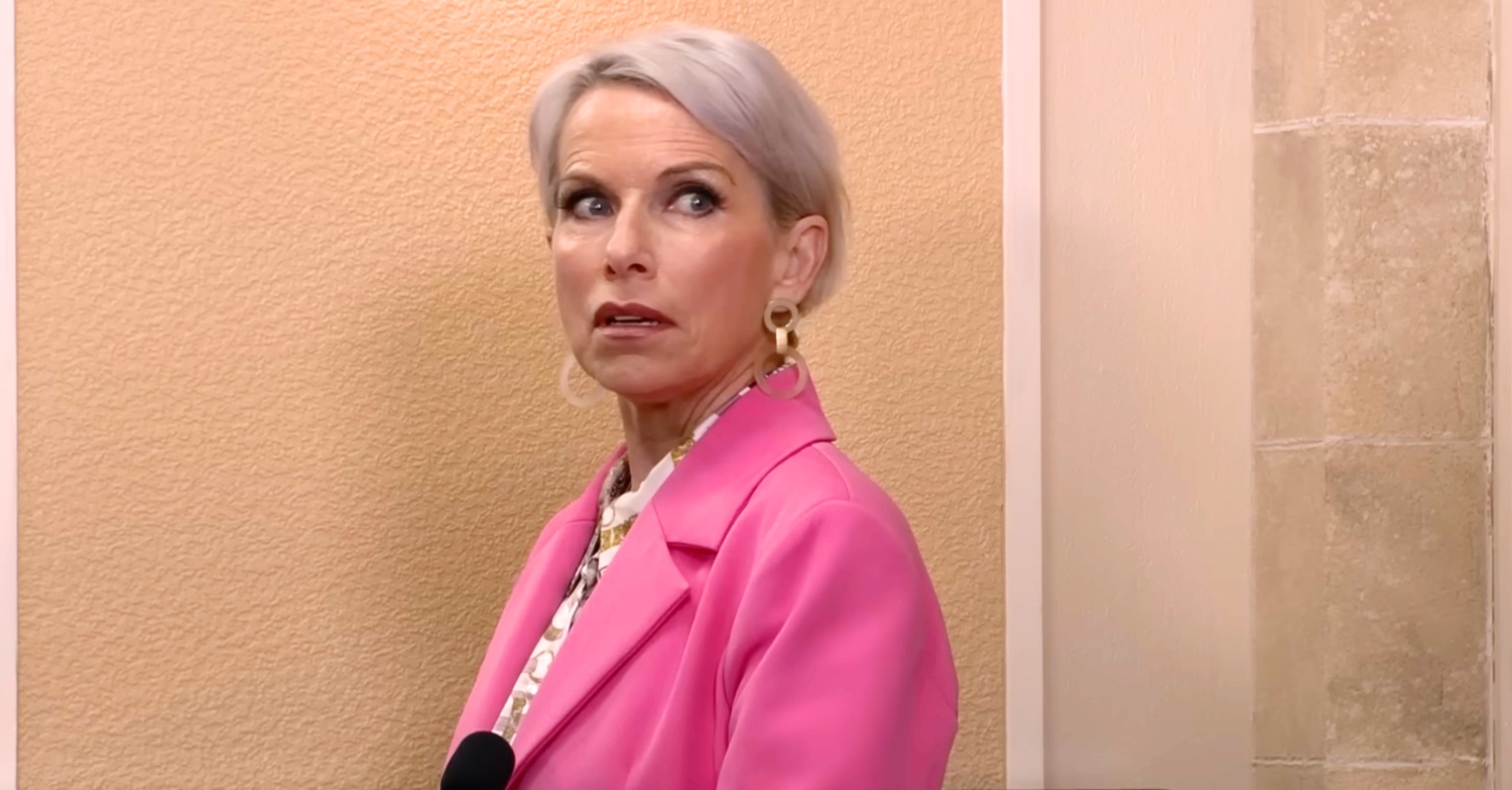 Coronation Street's Debbie on stand