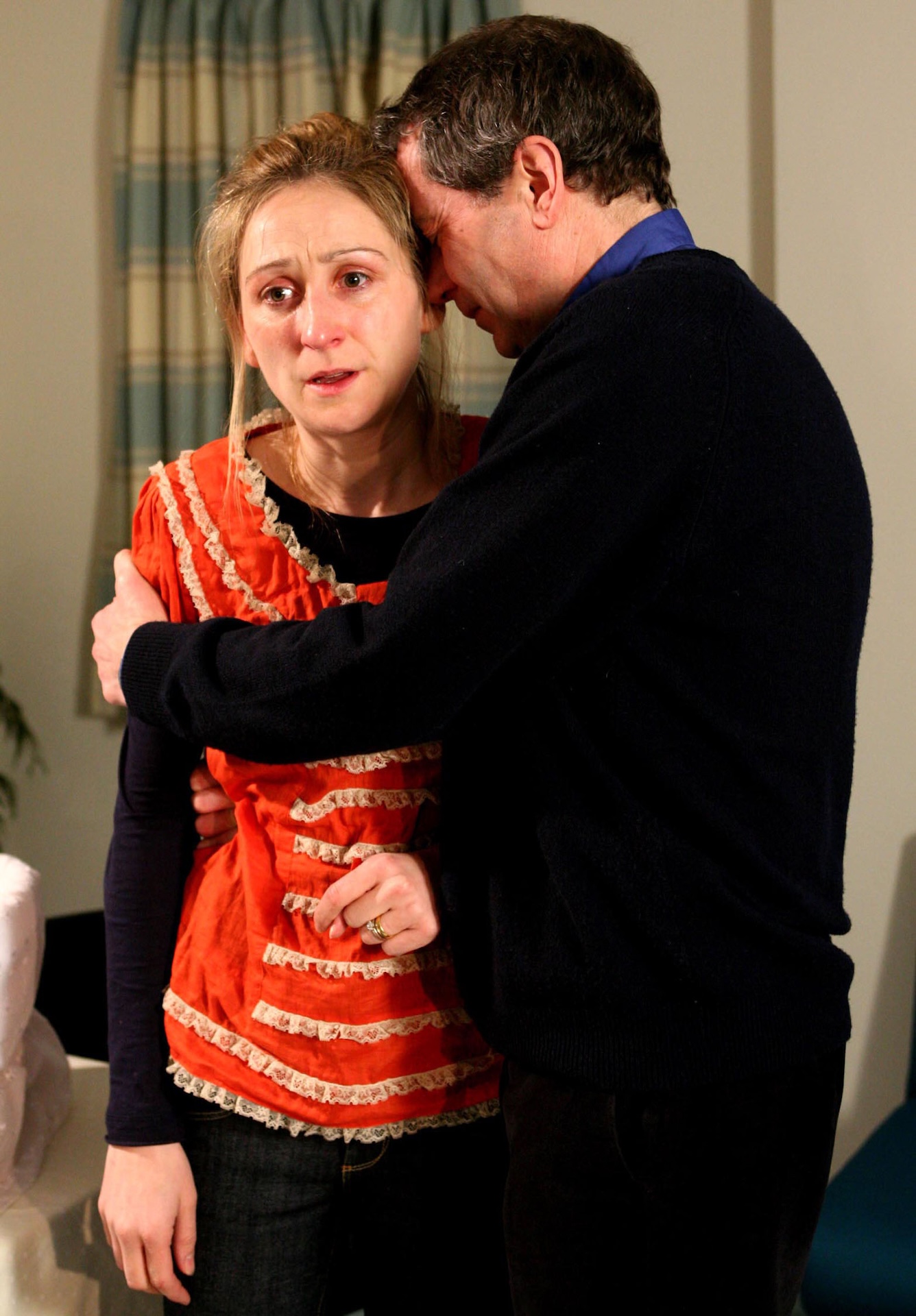 Laurel is distraught as Ashley tries to comfort her (Credit: ITV/Shutterstock)