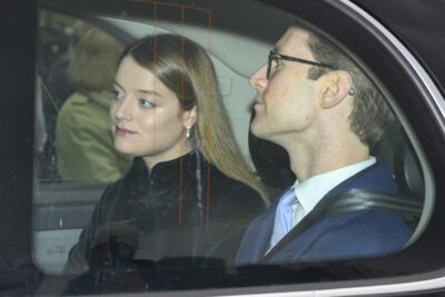 Flora Vesterberg in car with her husband
