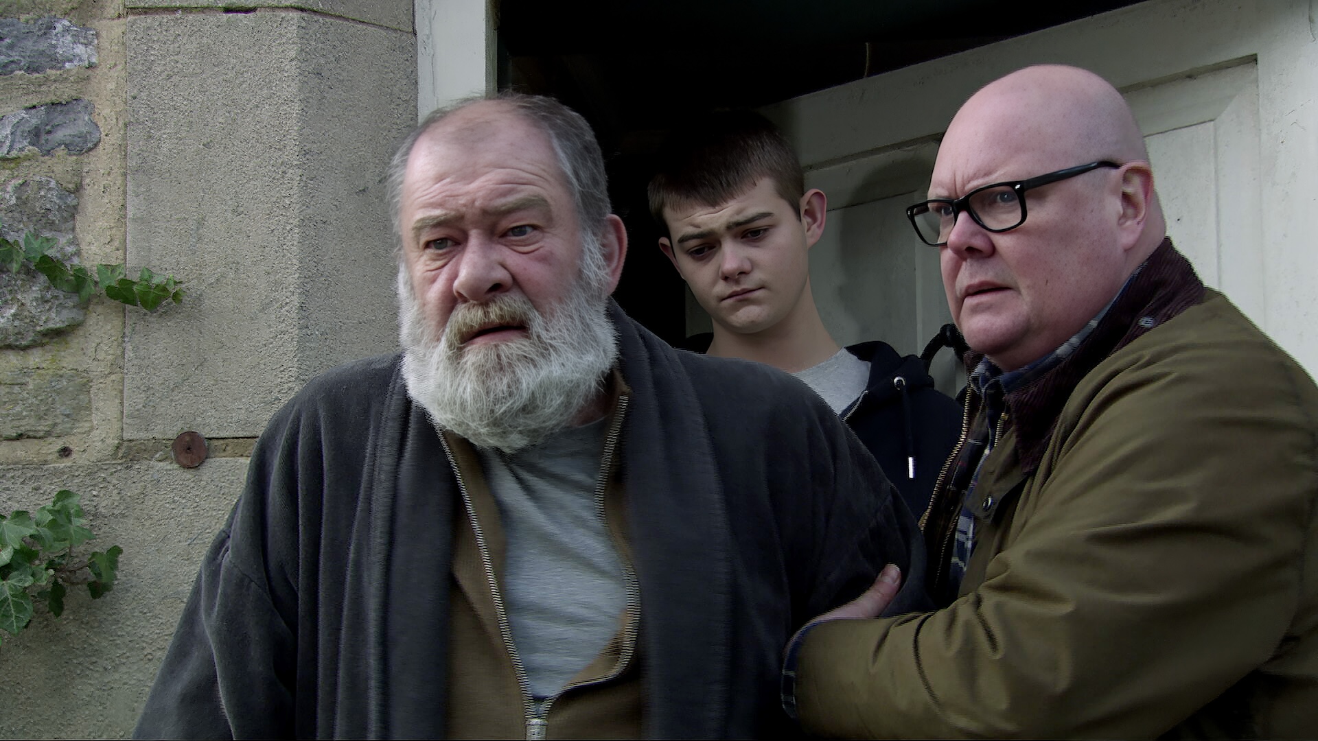 Bear distressed as worried Paddy holds him back in Emmerdale spoilers