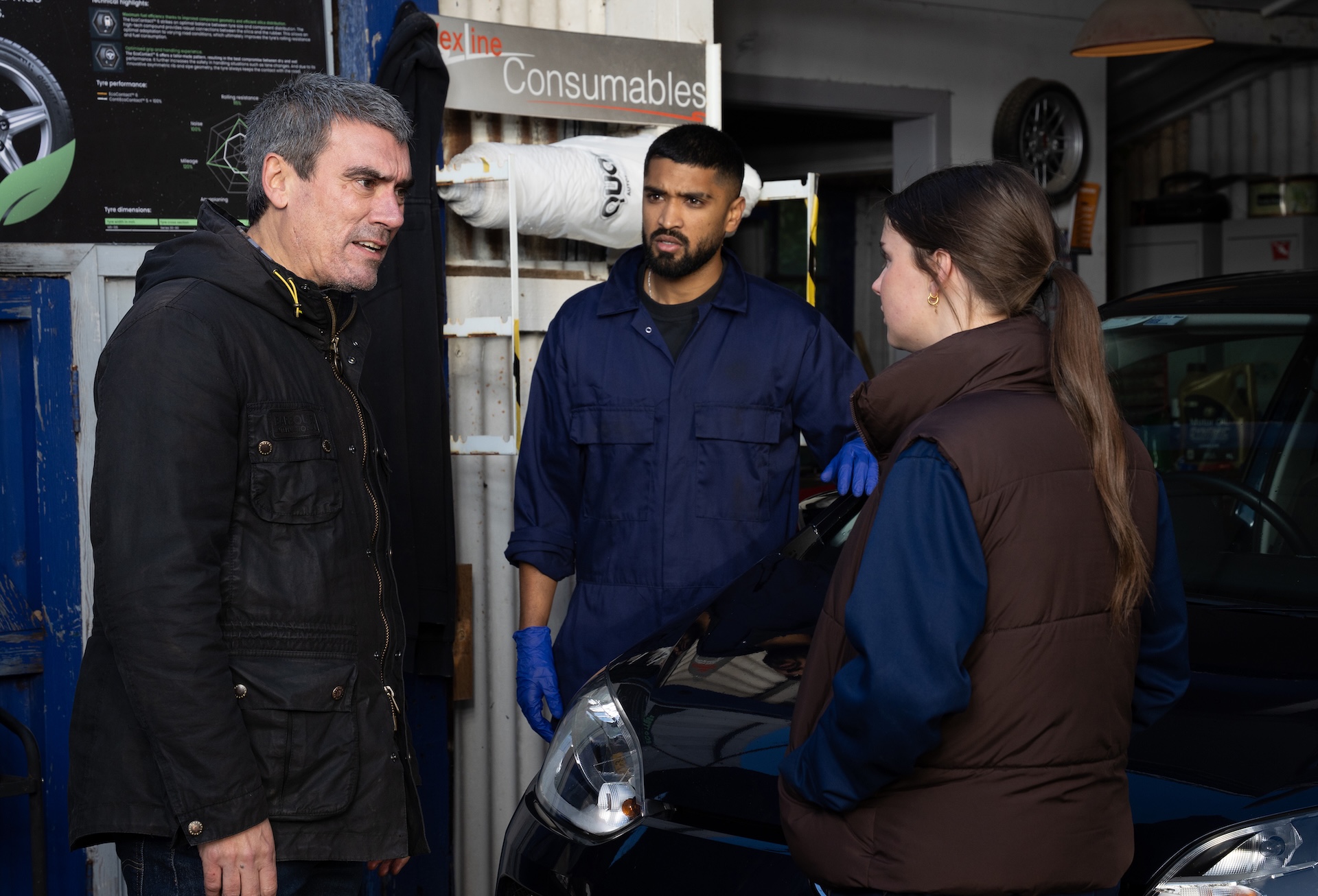 Cain lashes out at Sarah in Emmerdale spoilers