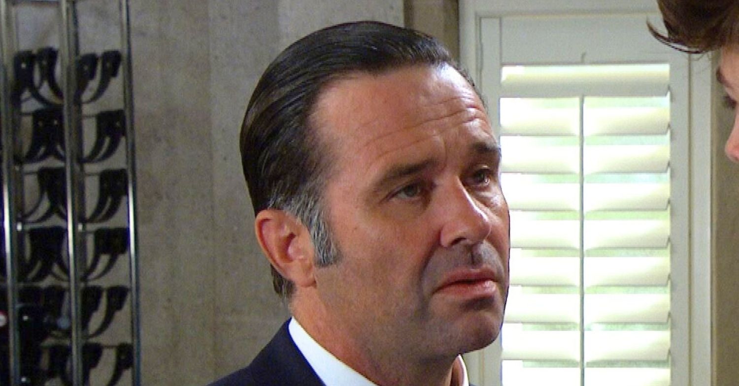 Graham back from the dead in Emmerdale (Credit: ITV/Shutterstock)