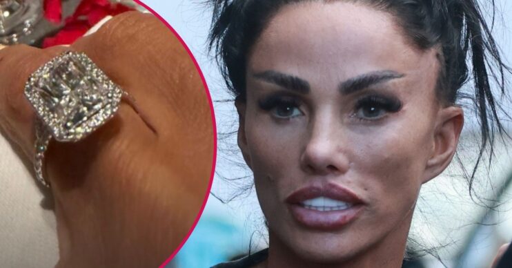 Katie Price engagement ring / Katie Price looking in front