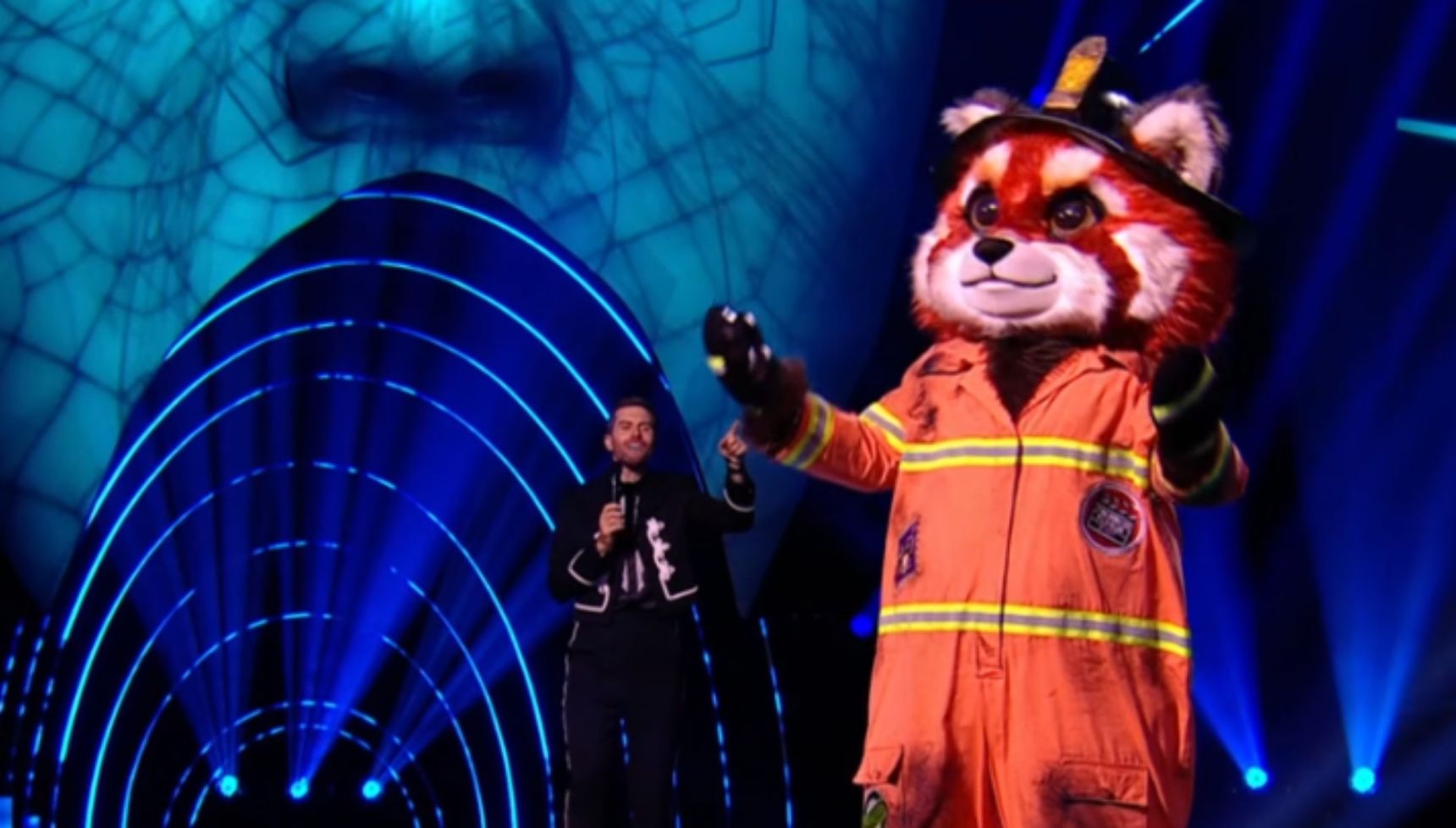 The Masked Singer fans ‘thrilled’ as Red Panda is revealed to be TV legend Harry Hill
