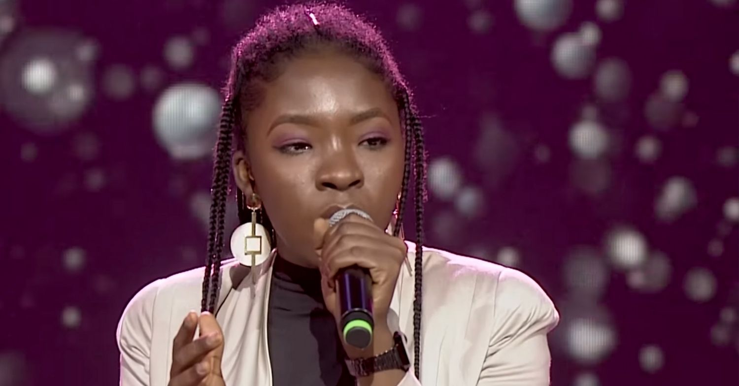 Ifunanya Nwangene singing on The Voice
