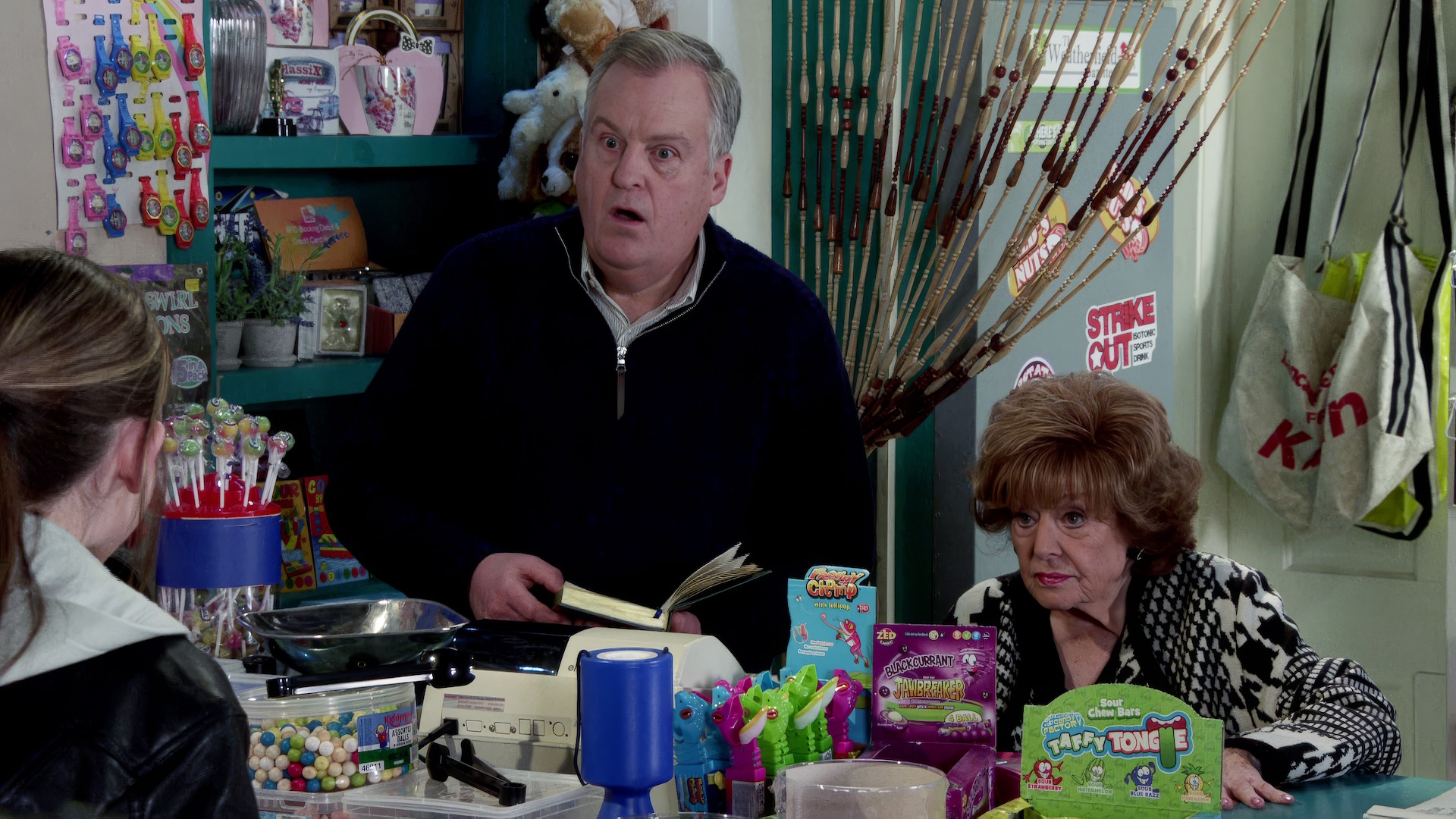 Brian and Rita shocked in the Kabin