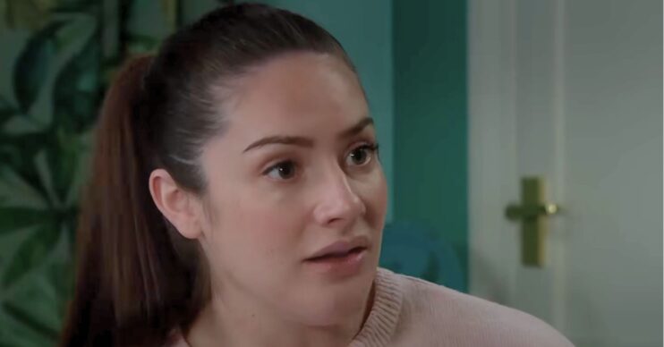 Victoria is leaving Emmerdale whether Robert likes it or not (Credit: ITV)