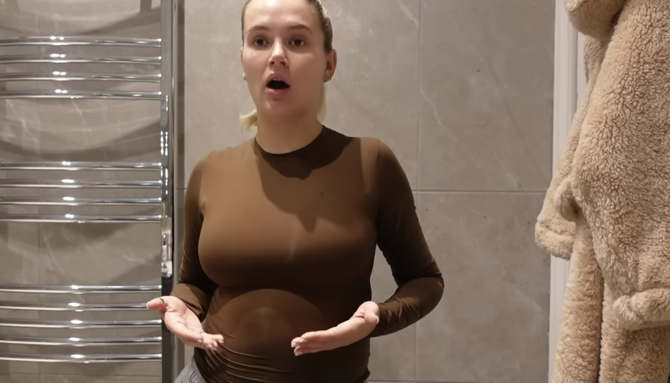 Molly-Mae showing what she wants her boobs to look like