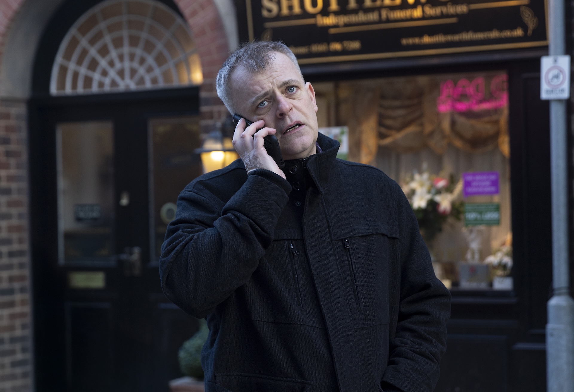 Steve sad on phone in Coronation Street