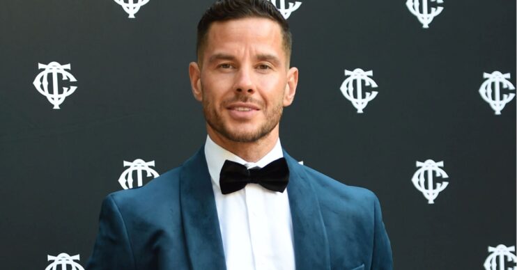 Scott Thomas tux red carpet