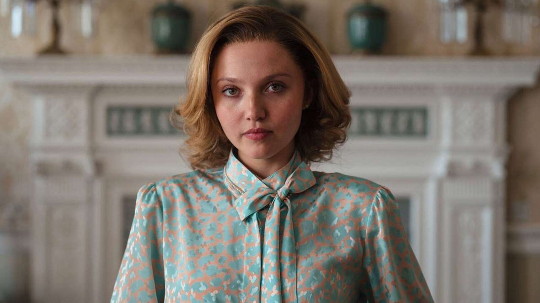 Jane Andrews, played by Mia McKenna-Bruce, in The Lady