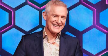 Jeremy Vine returns to Celebrity Puzzling with a very familiar face