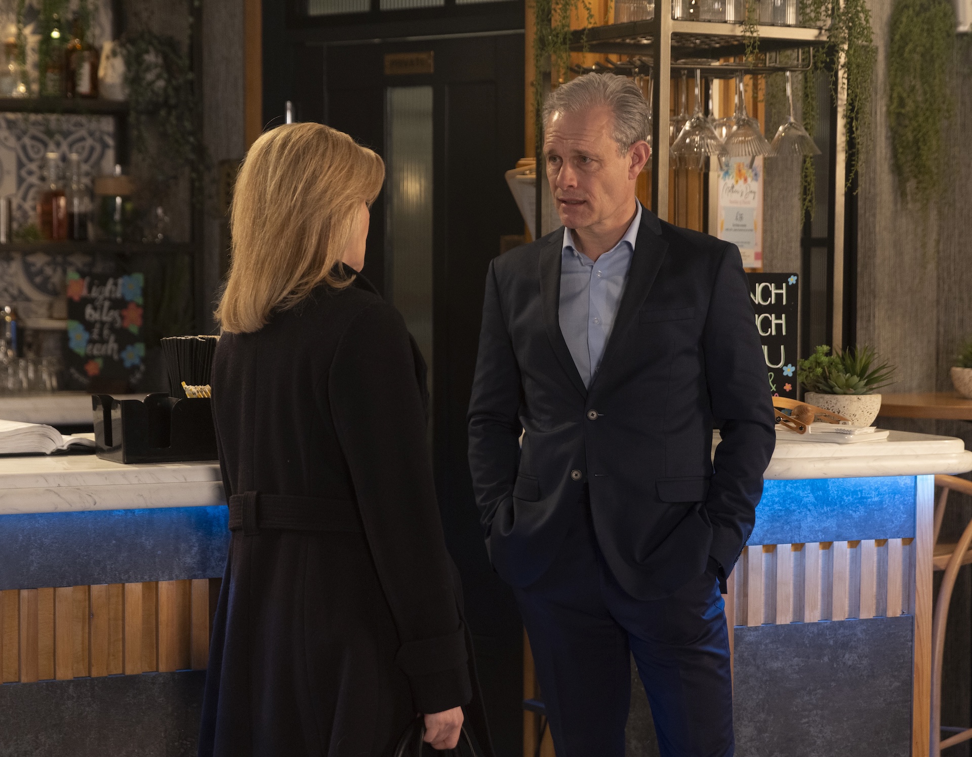 Nick and Leanne talking in Coronation Street