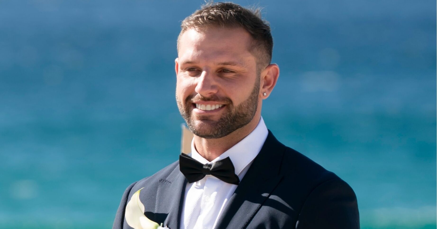 ED pic: Scott on beach waiting for bride on MAFS Australia 2026