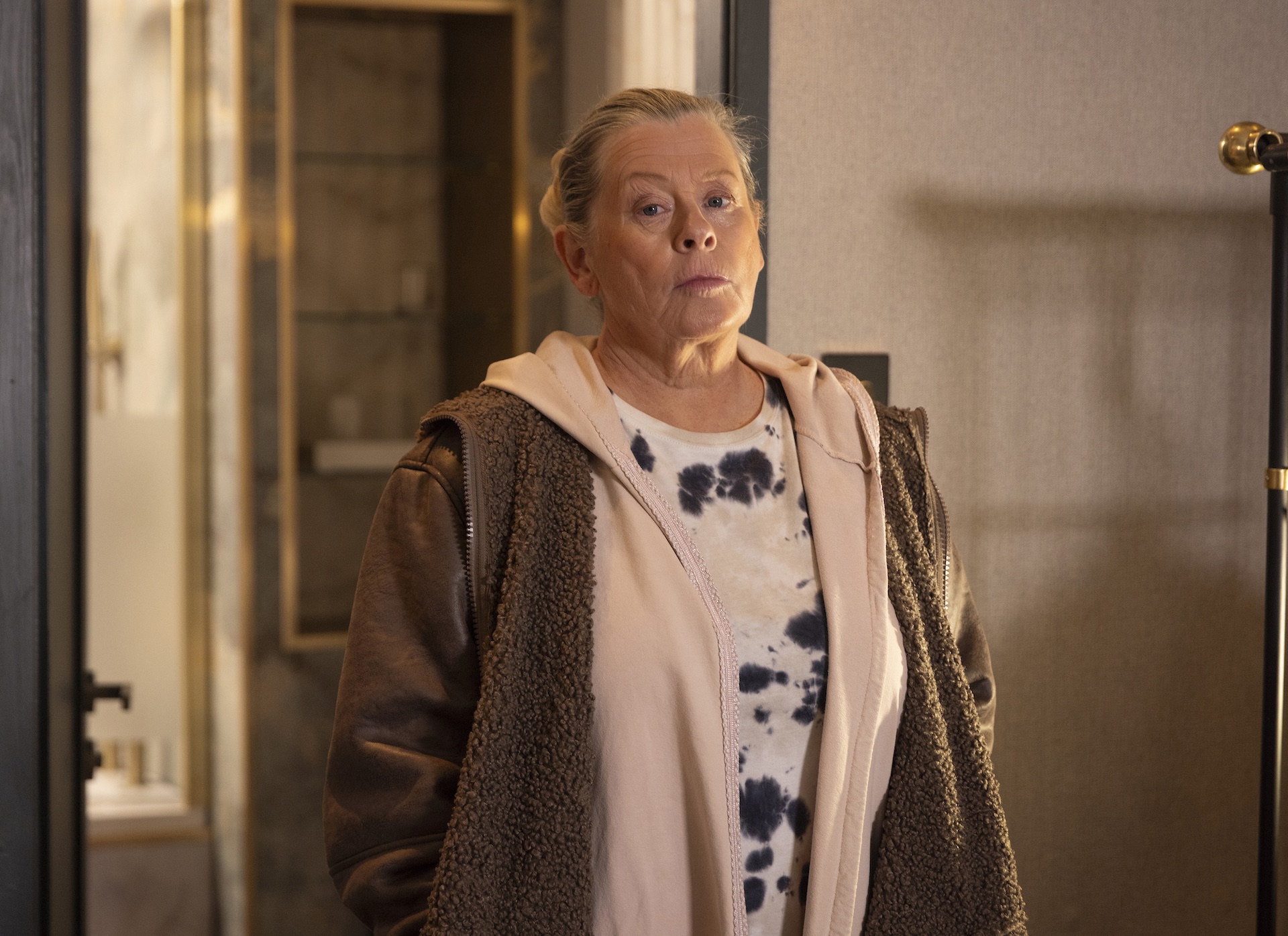 Bernie serious in Coronation Street