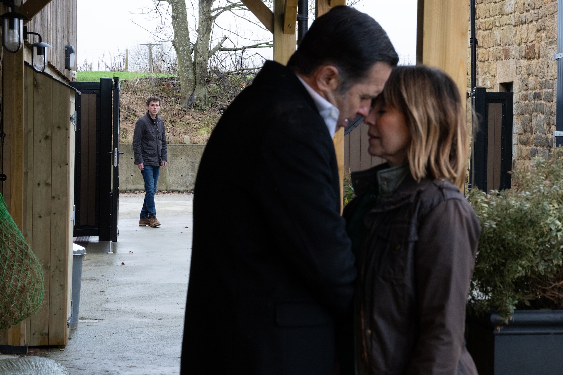 Graham looks longingly at Rhona in Emmerdale spoilers