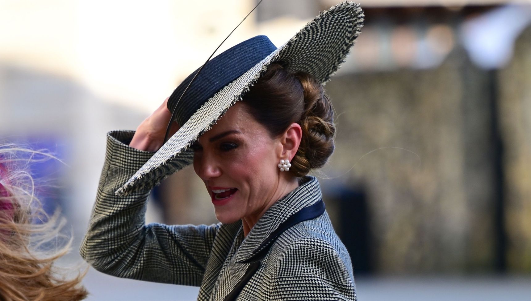Kate Middleton’s wardrobe ‘struggle’ with her hat during historic ceremony