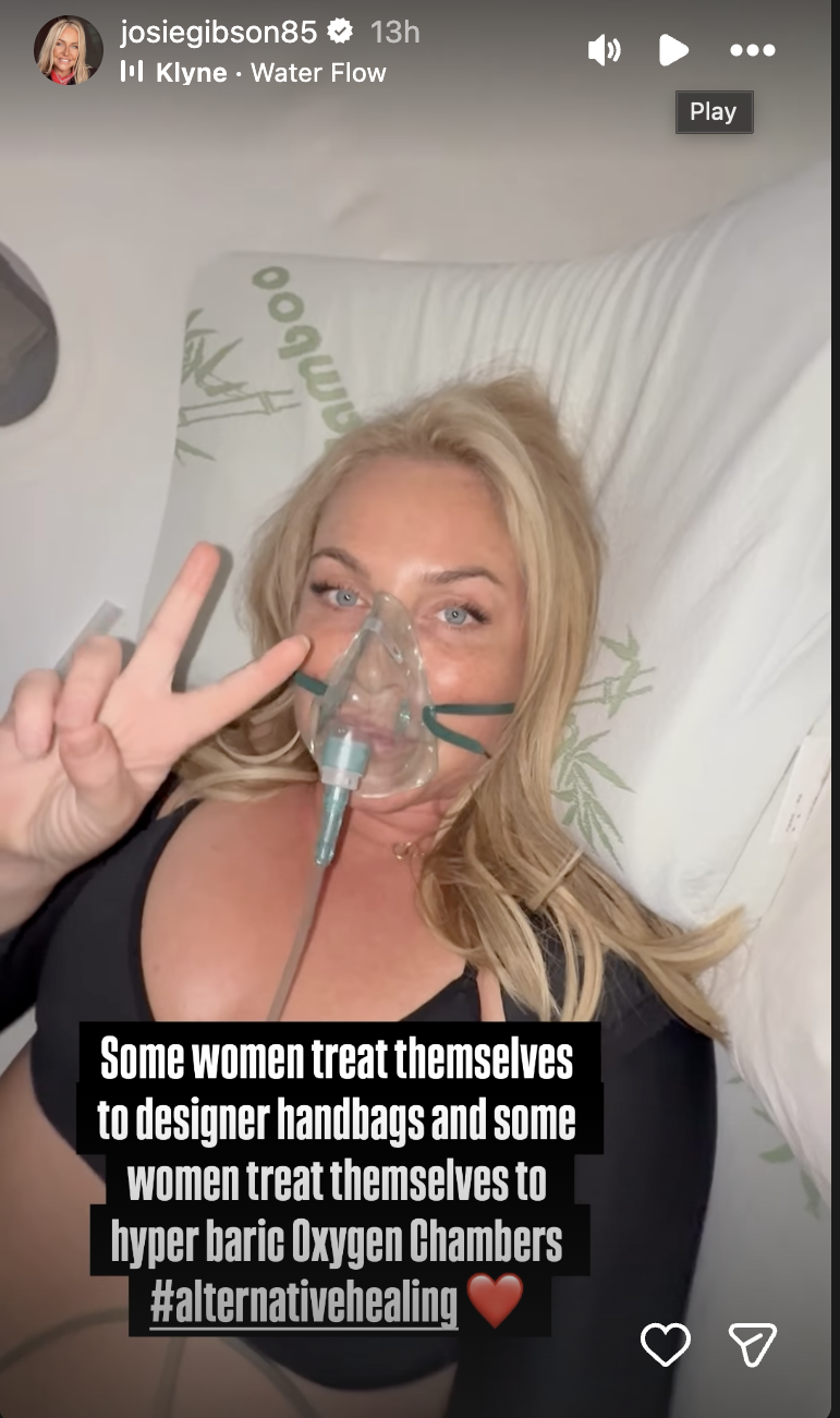 Josie Gibson in an oxygen chamber