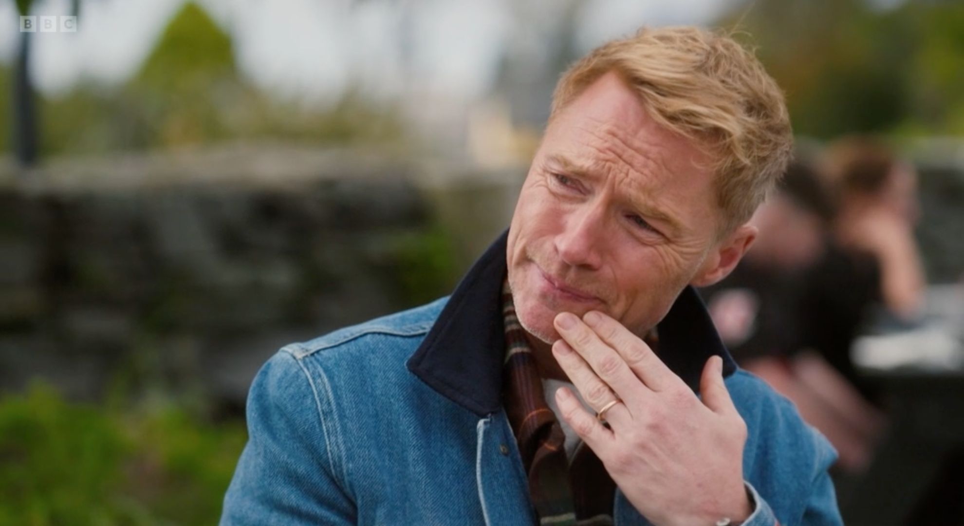 Ronan Keating crying 