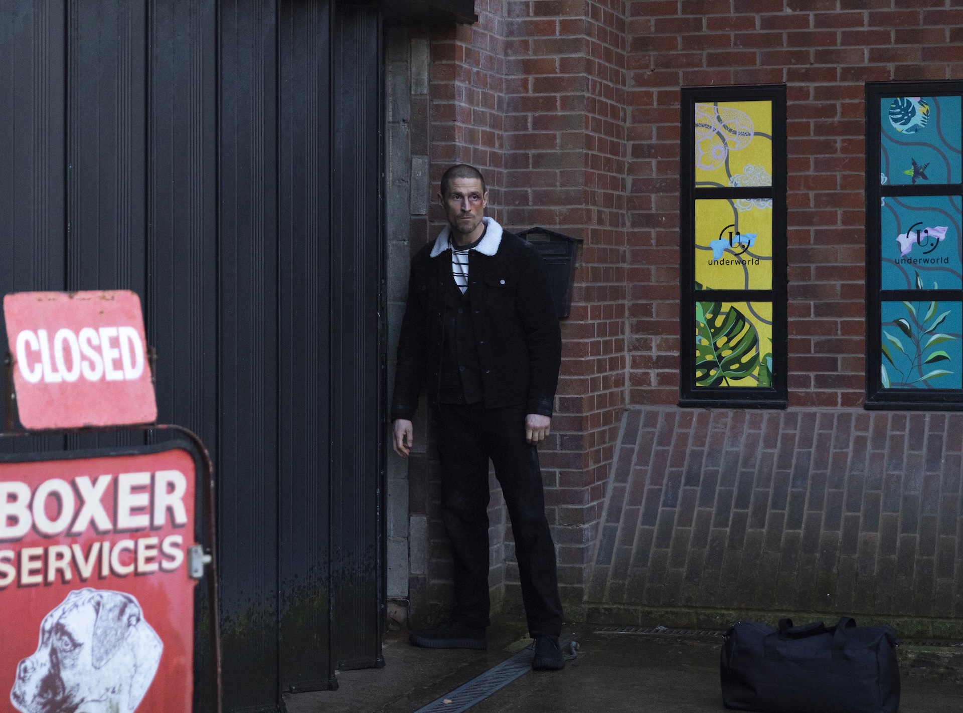 Carl looks shifty in Coronation Street spoilers